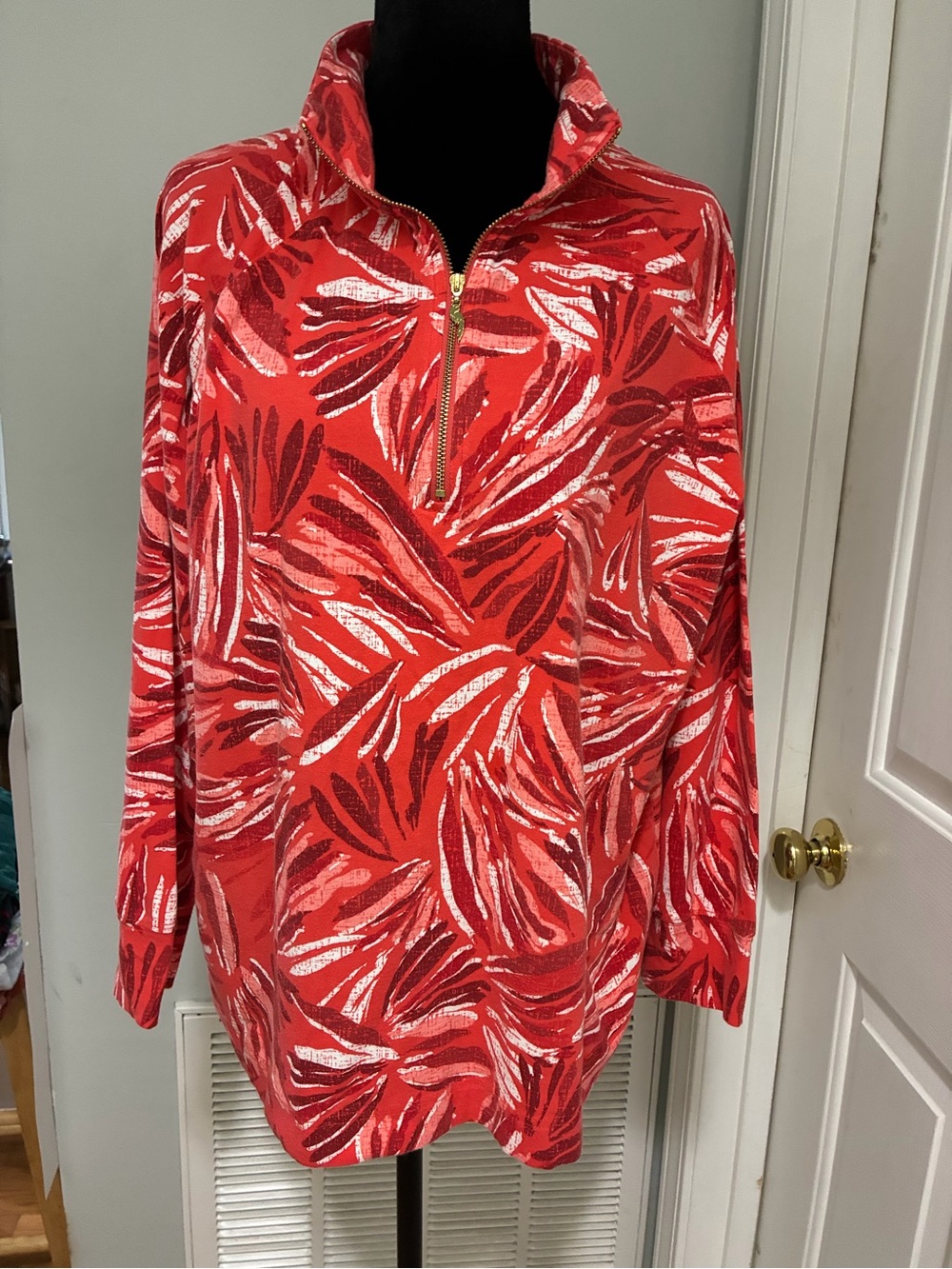 Pappagallo Red Leaf-Print Quarter-Zip Pullover